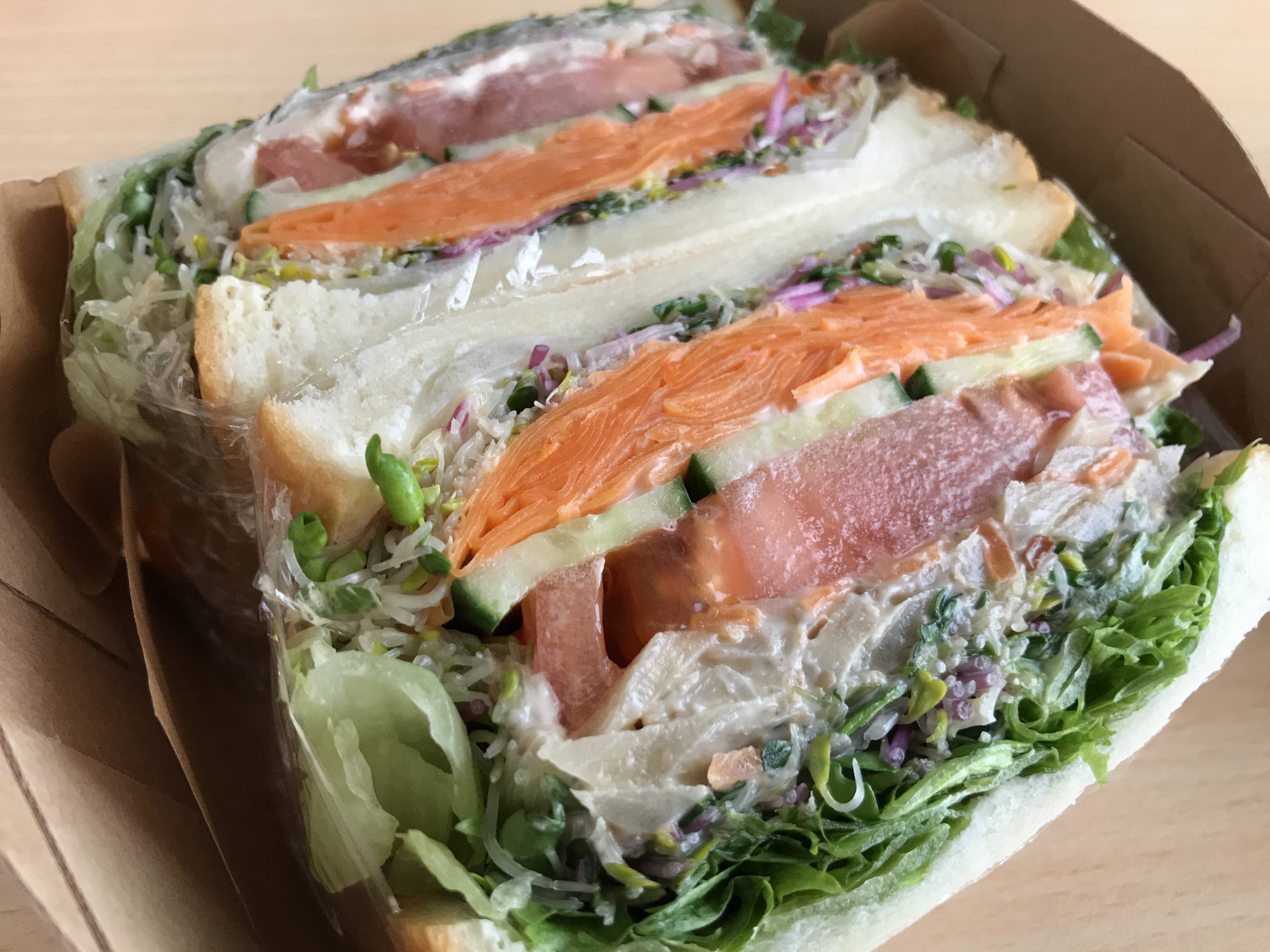 【テイクアウト】ちこり村さんの野菜”マシ”サンドイッチ